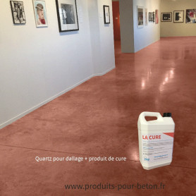 Quartz dallage plus produit de cure couleur brun