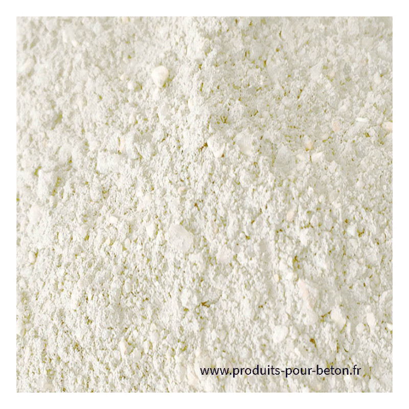 Poudre de quartz pour sol en béton ciré ton pierre.