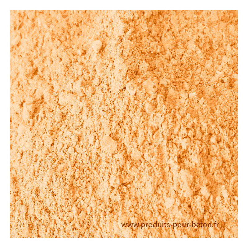 Poudre de quartz pour sol en béton ciré havane.